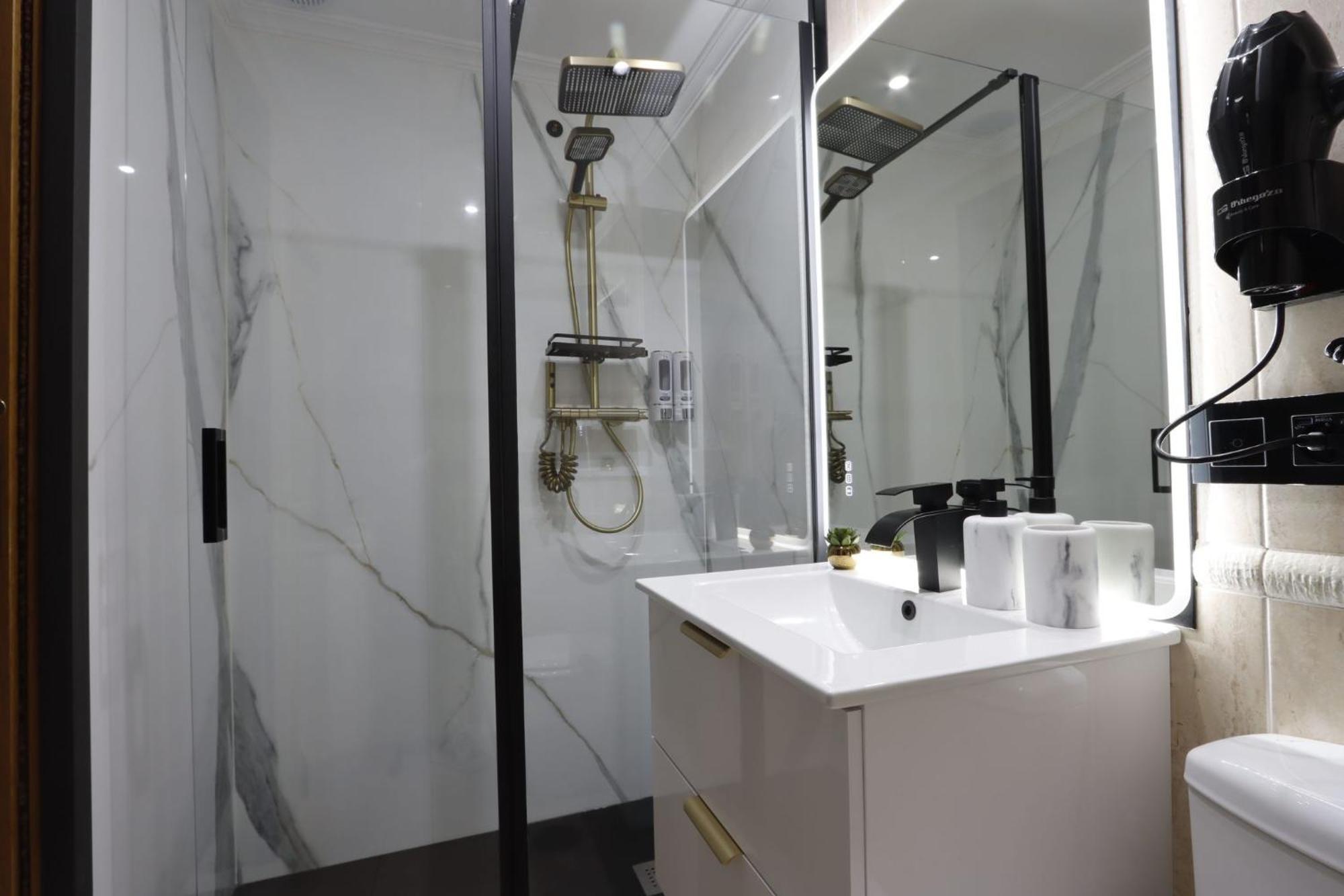 Apartamento Exclusivo Centrico Con Parking Estrella De Ribadeo II Zewnętrze zdjęcie